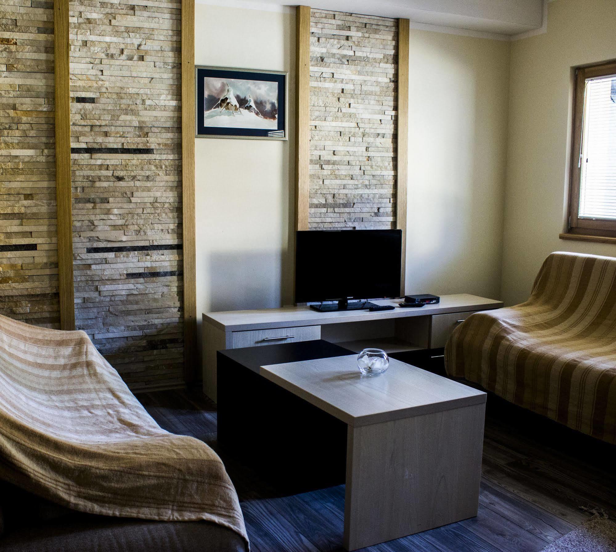 Apartments And Rooms Max-Well Jahorina Zewnętrze zdjęcie